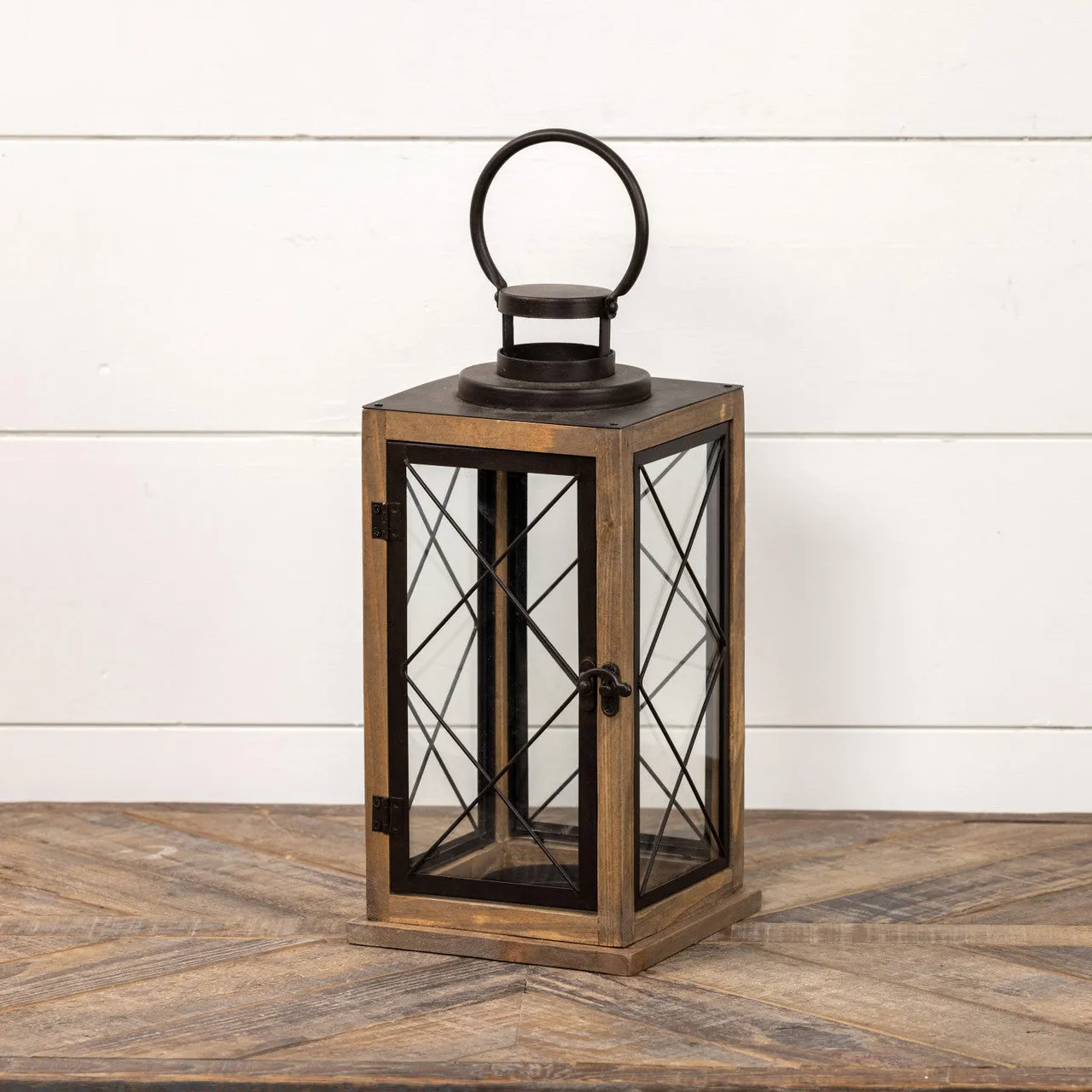 Crisscross Lantern