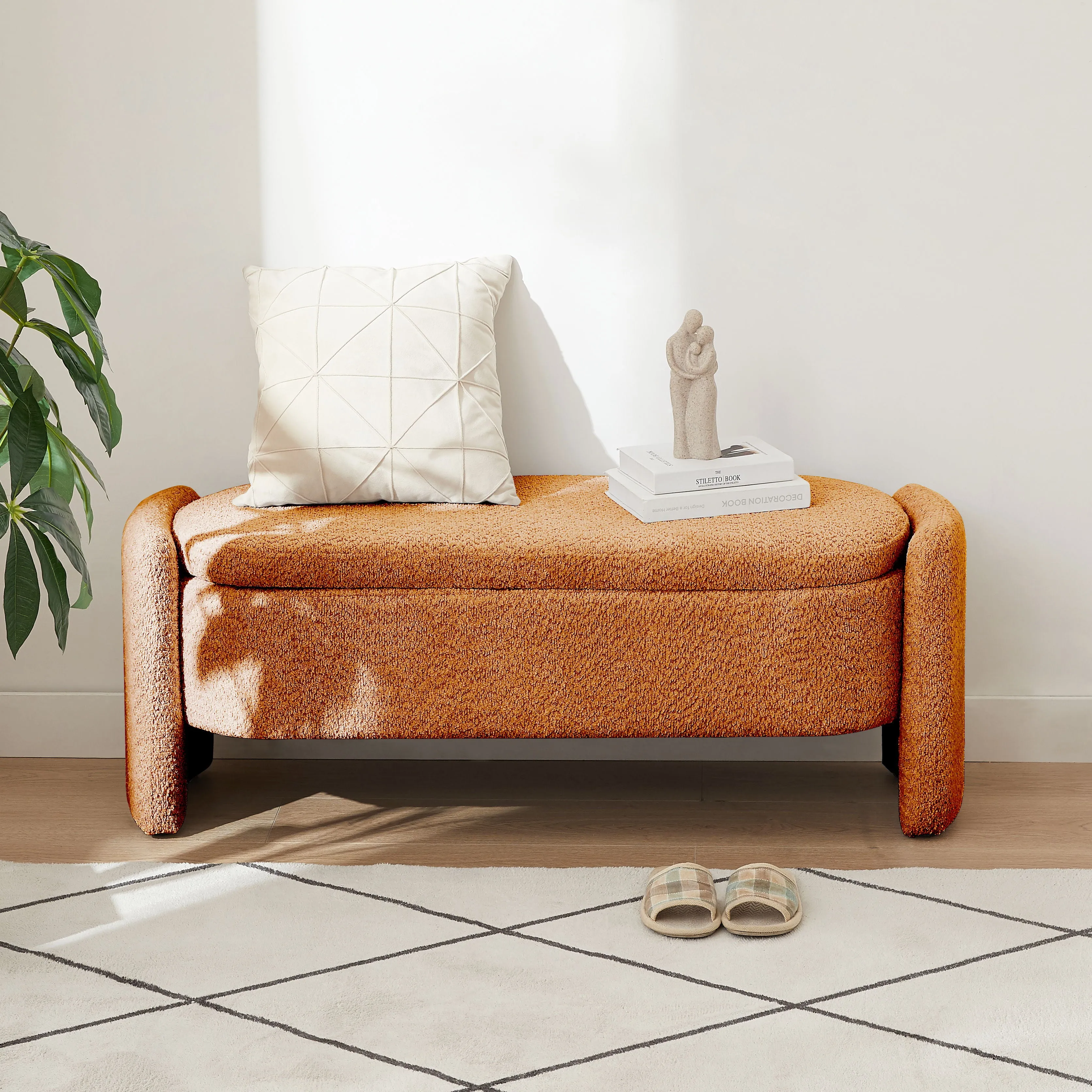 Ottoman Oval Storage Bench, 3D Lamb Fleece Bench With Large Storage Space For The Living Room, Entryway And Bedroom