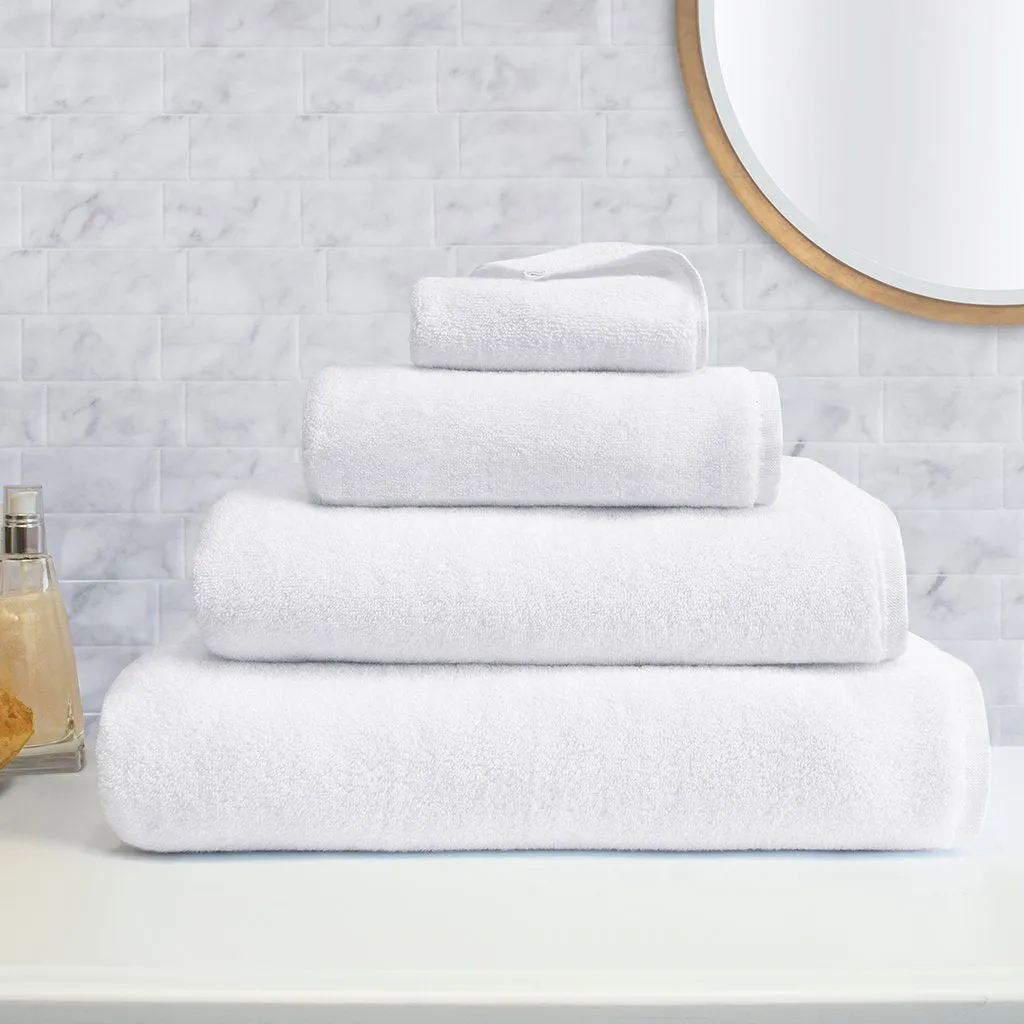 Plush White Towel Essentials Bundle (2 Wash   2 Hand   2 Bath Towels)