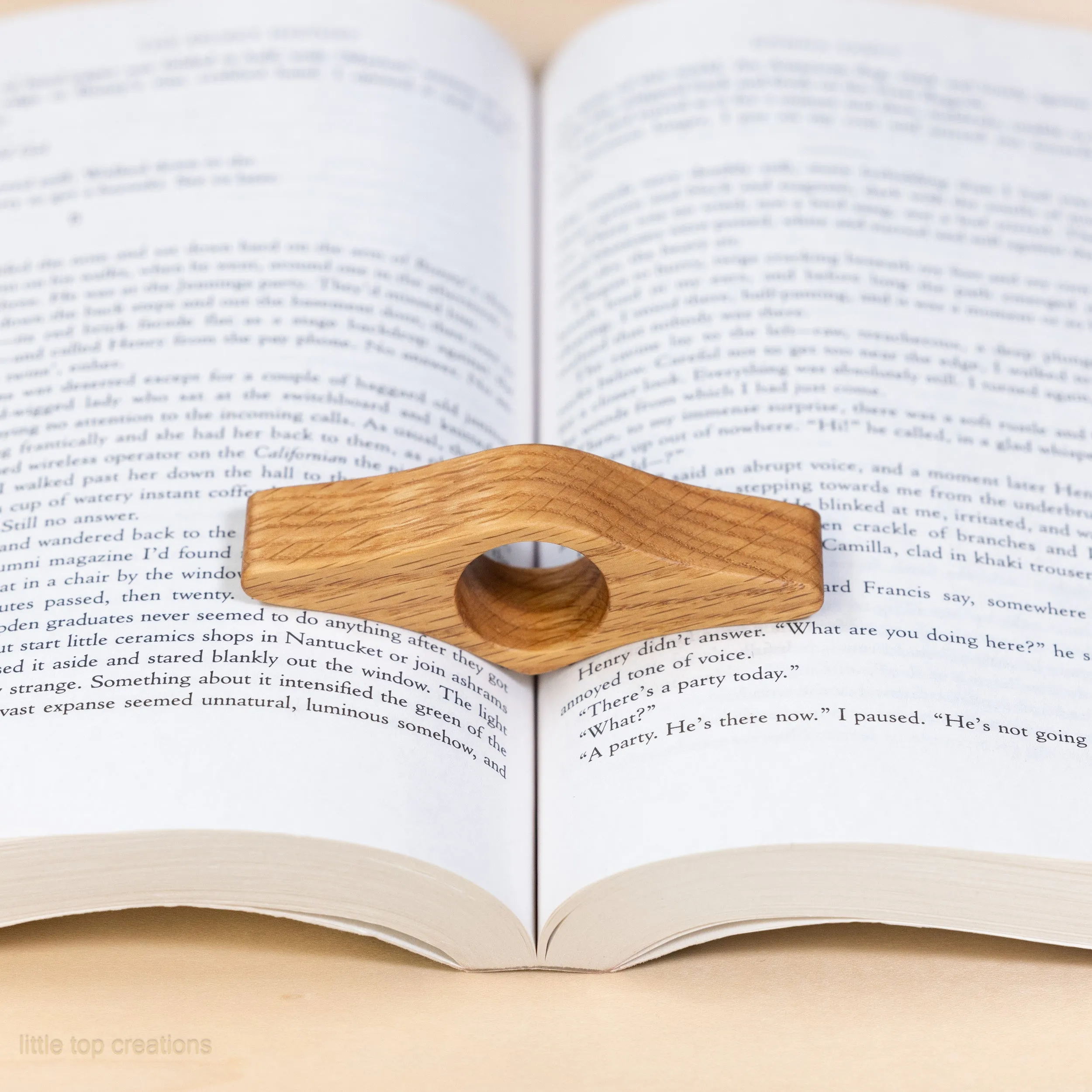 Wooden Thumb Book Page Holders