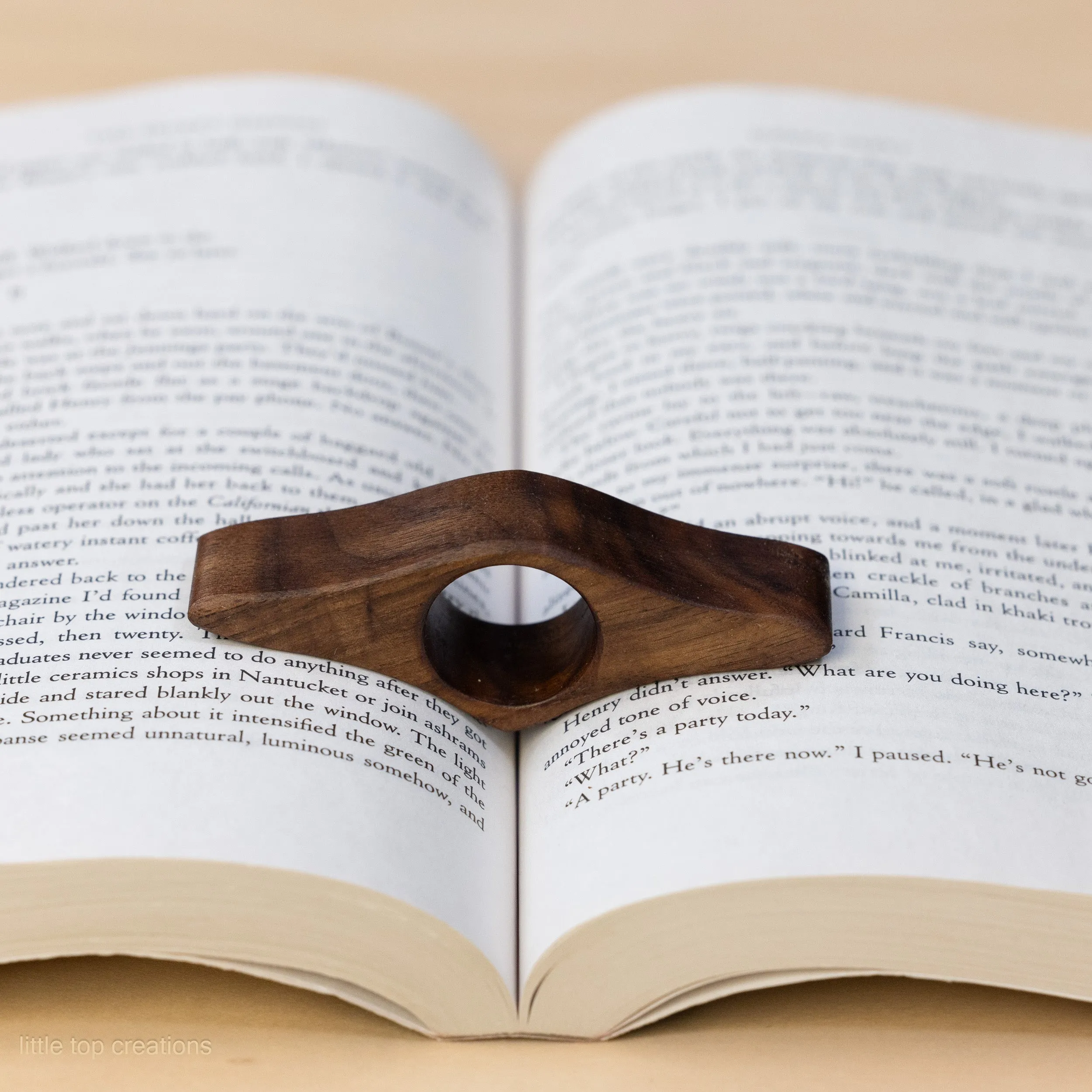 Wooden Thumb Book Page Holders