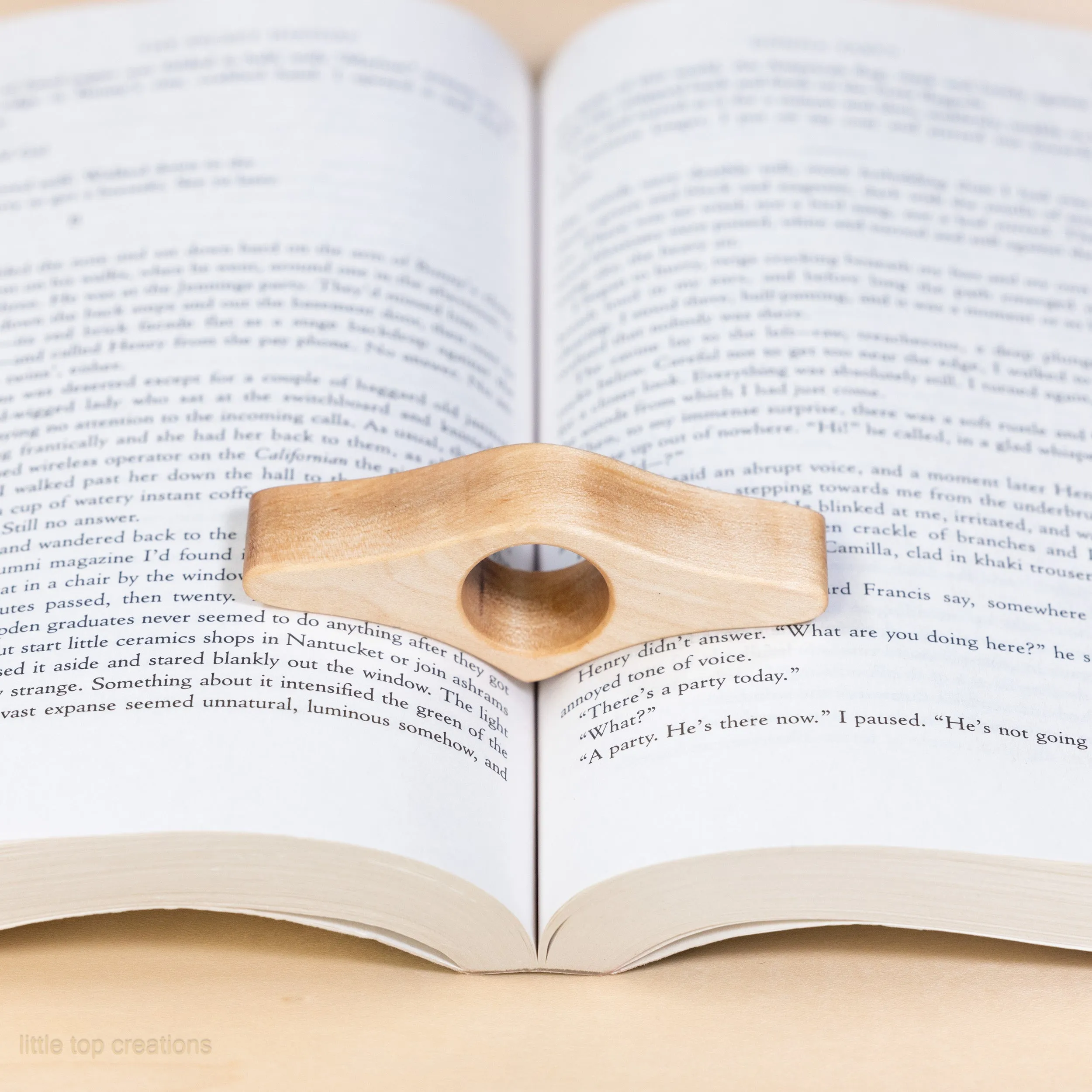 Wooden Thumb Book Page Holders