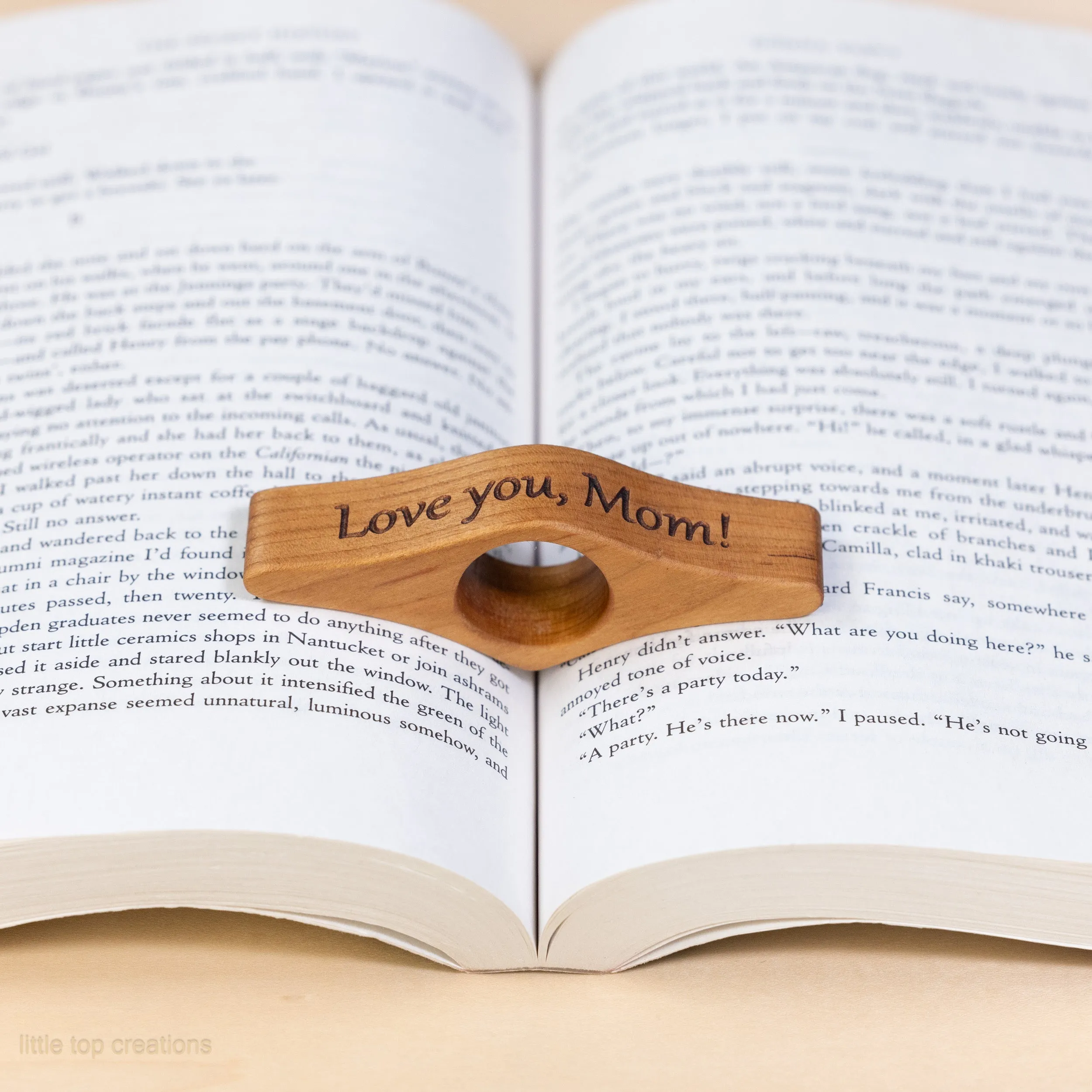 Wooden Thumb Book Page Holders