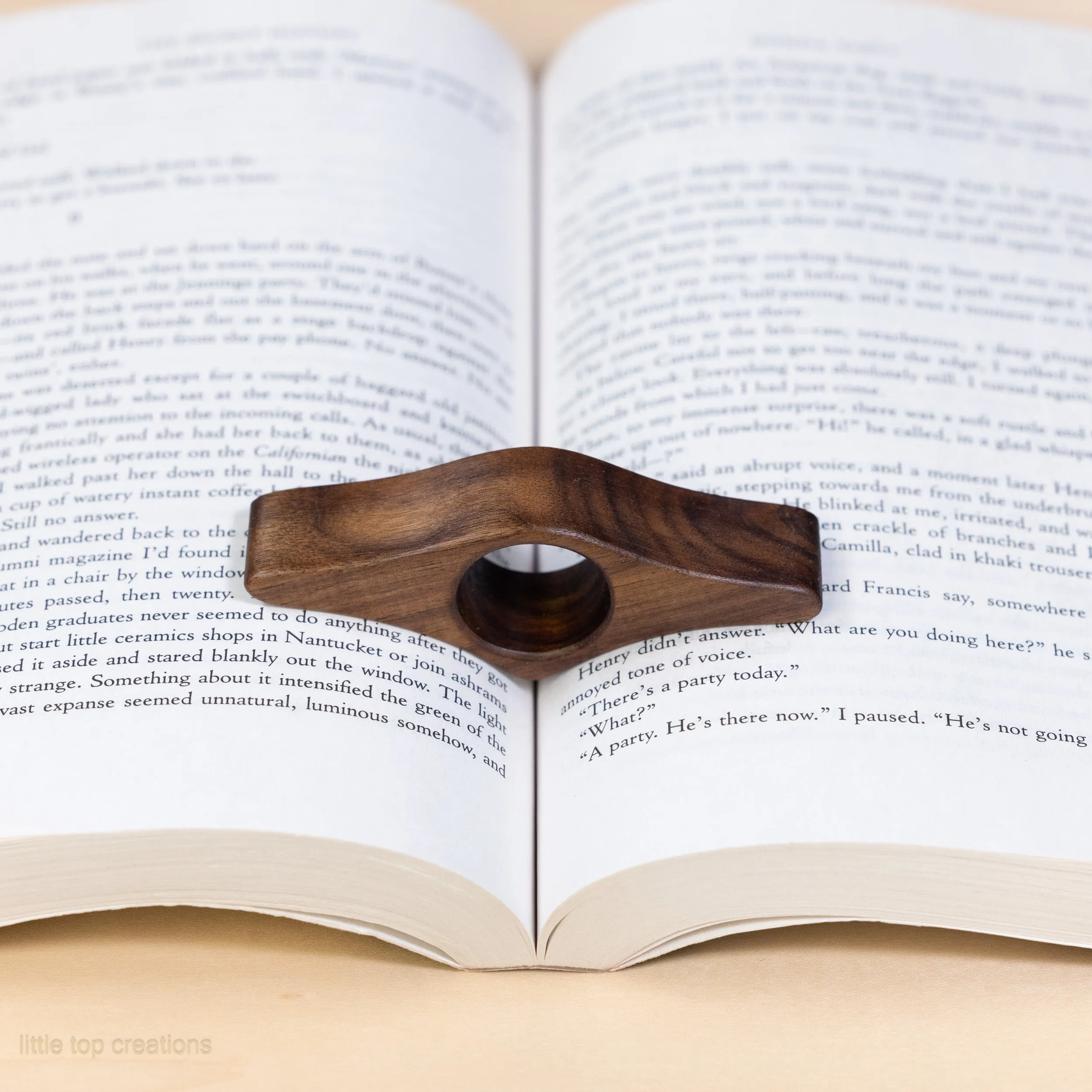 Wooden Thumb Book Page Holders