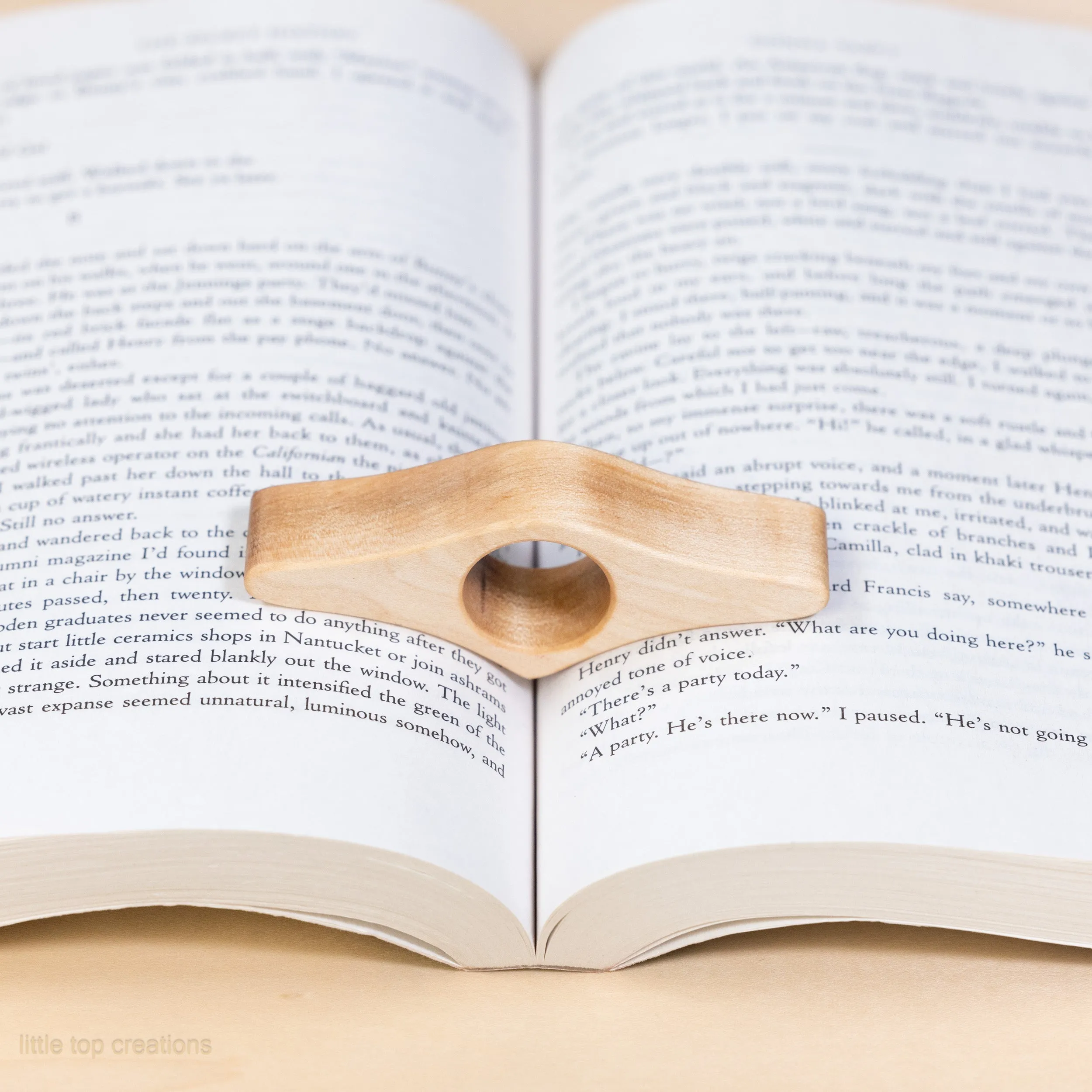 Wooden Thumb Book Page Holders